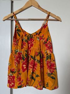 Floral cute strappy top