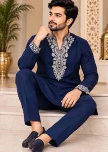 Men's Embroidered Kurta Set