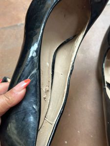 Truffle Collection Women's Black Stiletto Pumps