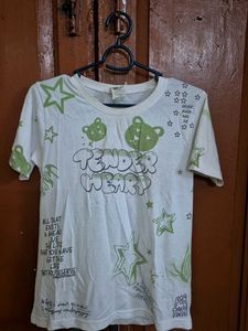 combo T-Shirt and knee length short (item