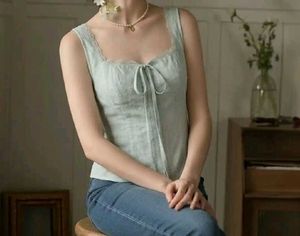 Chic Lace Trim Cami Top