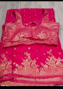 Beautiful Pink Bandhani Saree