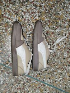 New Stylish Casual Sneakers