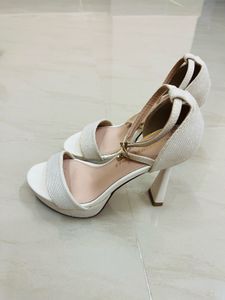 Stylish Women's Heeled Sandals