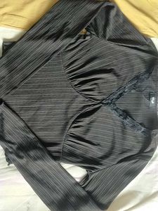 Chic Black Ribbed Lace Trim Top