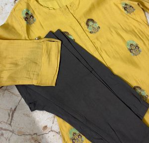 Avaasa A-Line Kurta