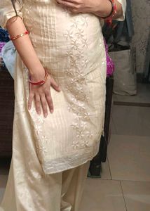 Elegant Cream Kurta Set with Embroidery- no dupatt