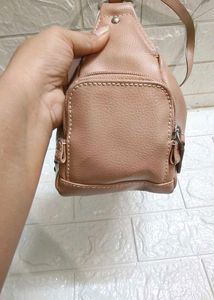 Minimalist Shoulder Bag 🤍