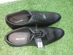 **New**WalkwayMen Black Formal Derby