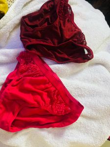 feeding Red Bras  (each 140rs)