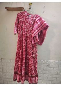 Elegant Pink Floral Anarkali Kurta Set
