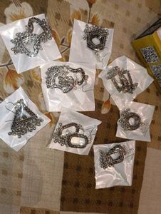 Beautiful Designer Earrings Set
