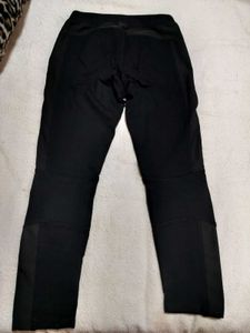 Black leggings 🖤
