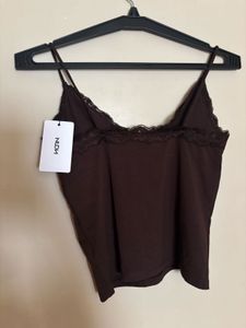 NUON Lace Trimmed top Xs