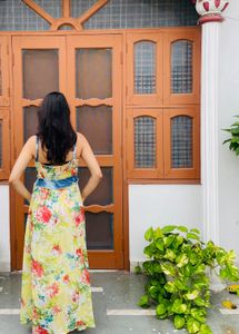 Floral Print Maxi Dress 🌷