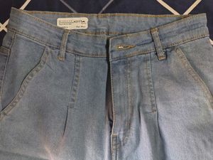 Stylish Light Wash Denim Jeans