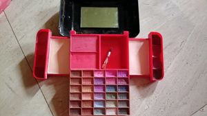 ADS Make-Up Kit