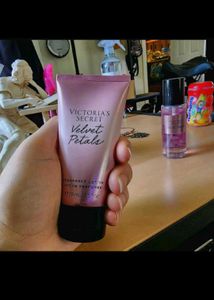 Victoria's Secret Velvet Petals Set