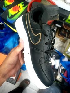 Nike Air Force 1 Sneakers