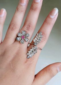 Pretty Two Fingers Designer Ring. 🤩💍