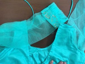 Attractive Net Saare
