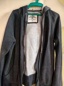 Grey Woolen Jacket with hood🩶