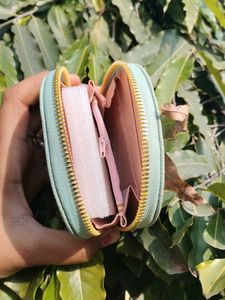 Floral Embroidered Coin Purse