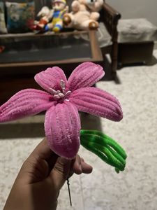 Pink Pipe Cleaner Flower Hair Clip