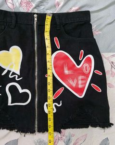 Black Denim Skirt with Heart Prints