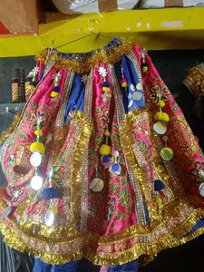 short navratri lahenga choli.