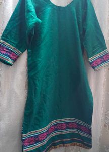 Stylish Green Suit without duppata