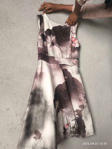 Elegant Floral Print Sleeveless Dress
