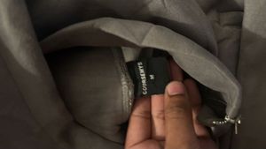 unique Oversized Grey Hoodie – Minimal Streetwear