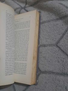 Wuthering Heights by Emily Bronte ( HARDCOVER)