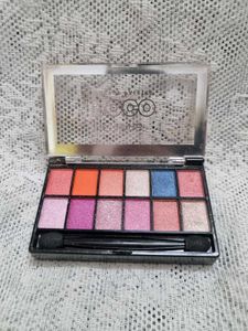 Mars Poco Eyeshadow Palette