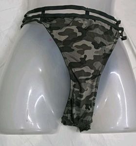 💛 Camo Thong Panty