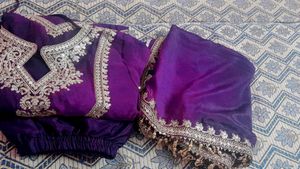 Partywear Pakistani SUIT