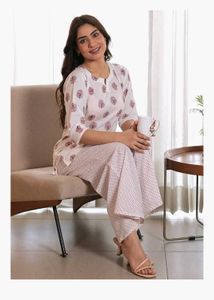 Comfortable Printed Cotton Night Suit