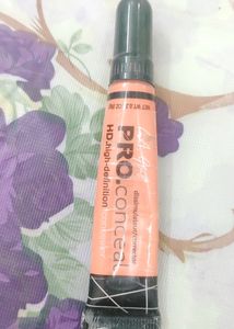 La Girl Concealer