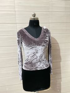 Y2K Velvet V-Neck Long Sleeve Top