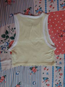 Graphic Print Cropped Tank Top