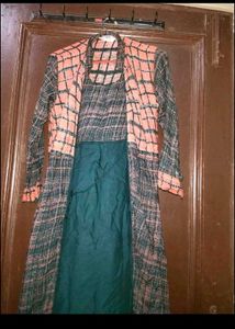 Elegant Checked  with Long Shrug attach kurt