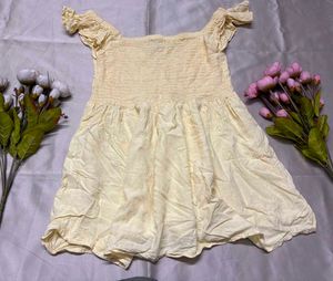 Butter Yellow Ruffle Sleeved Top
