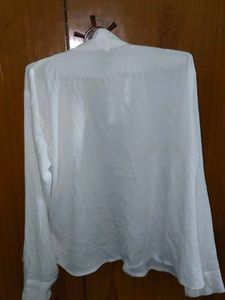 Classic White women's Shirt