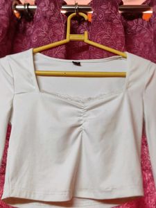 white sweetheart neck crop top
