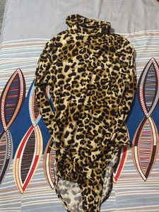 Combo of 2 Animal print tops