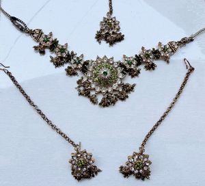 Stunning Indian Bridal Necklace Set