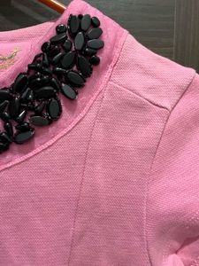 Pink Embellished T-Shirt 🩷🤍