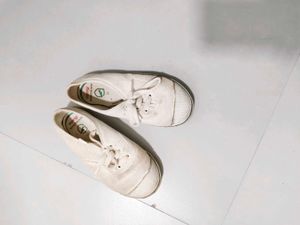 Vintage Bata school Shoes - Size 11