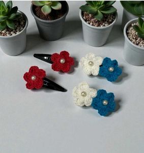 Crocheted Flower Hair Clips Set